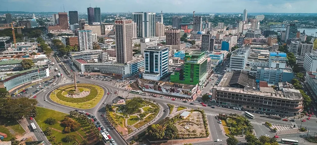 Vue aérienne du quartier d’affaires du Plateau, à Abidjan. © Macareux/ANDBZ/ABACAPRESS.COM Image
